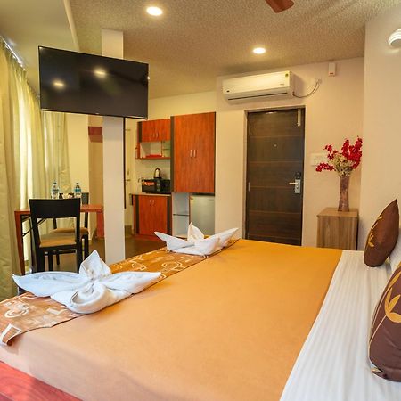 Seasons Suites Koramangala Бангалор Экстерьер фото