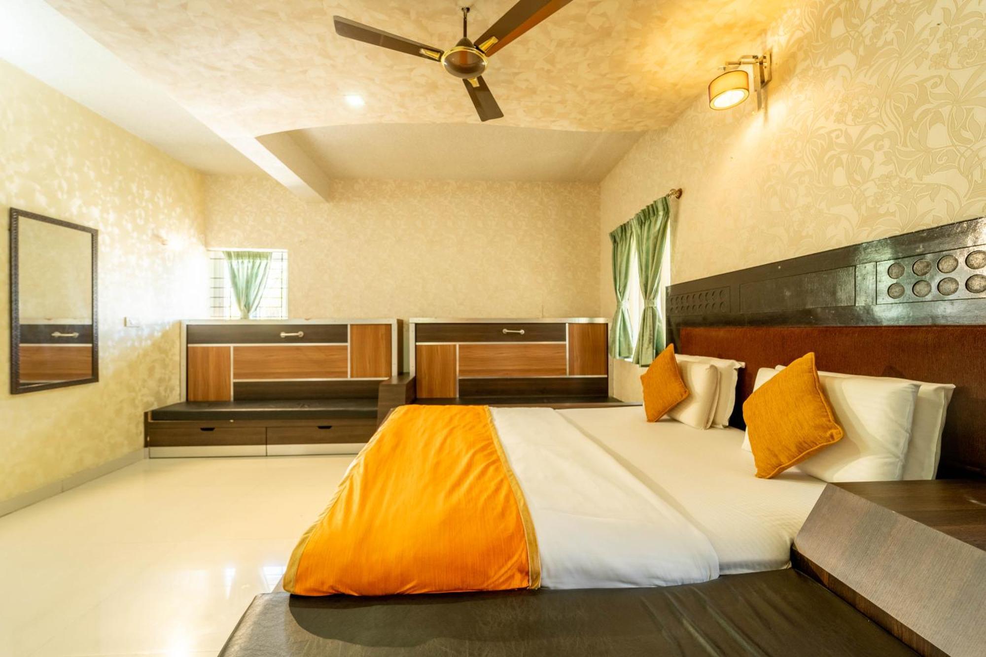 Seasons Suites Koramangala Бангалор Экстерьер фото