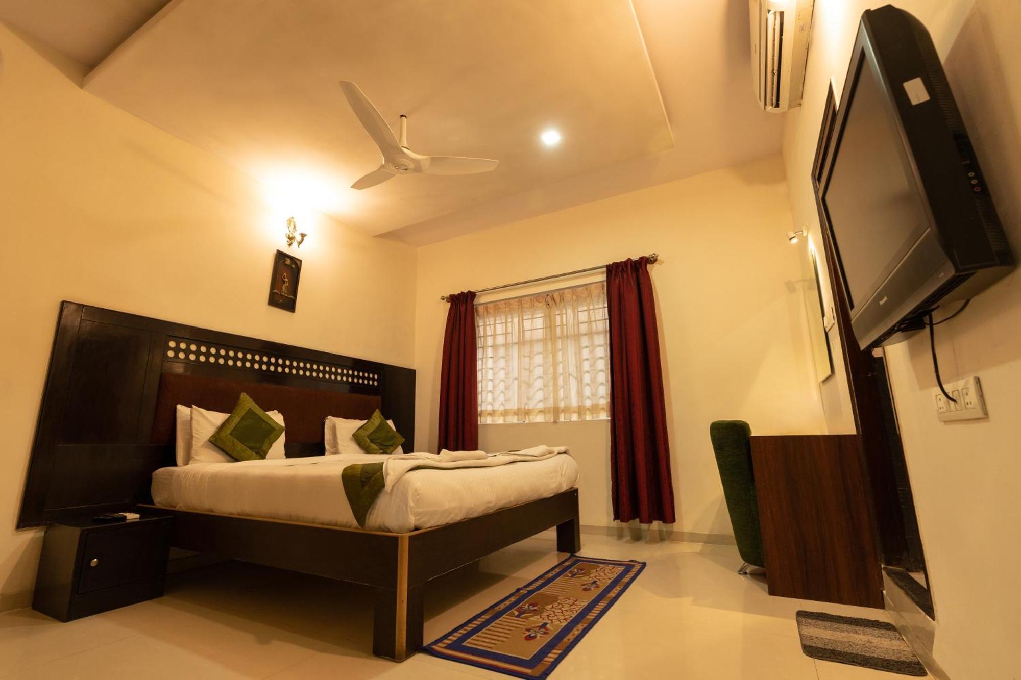 Seasons Suites Koramangala Бангалор Экстерьер фото
