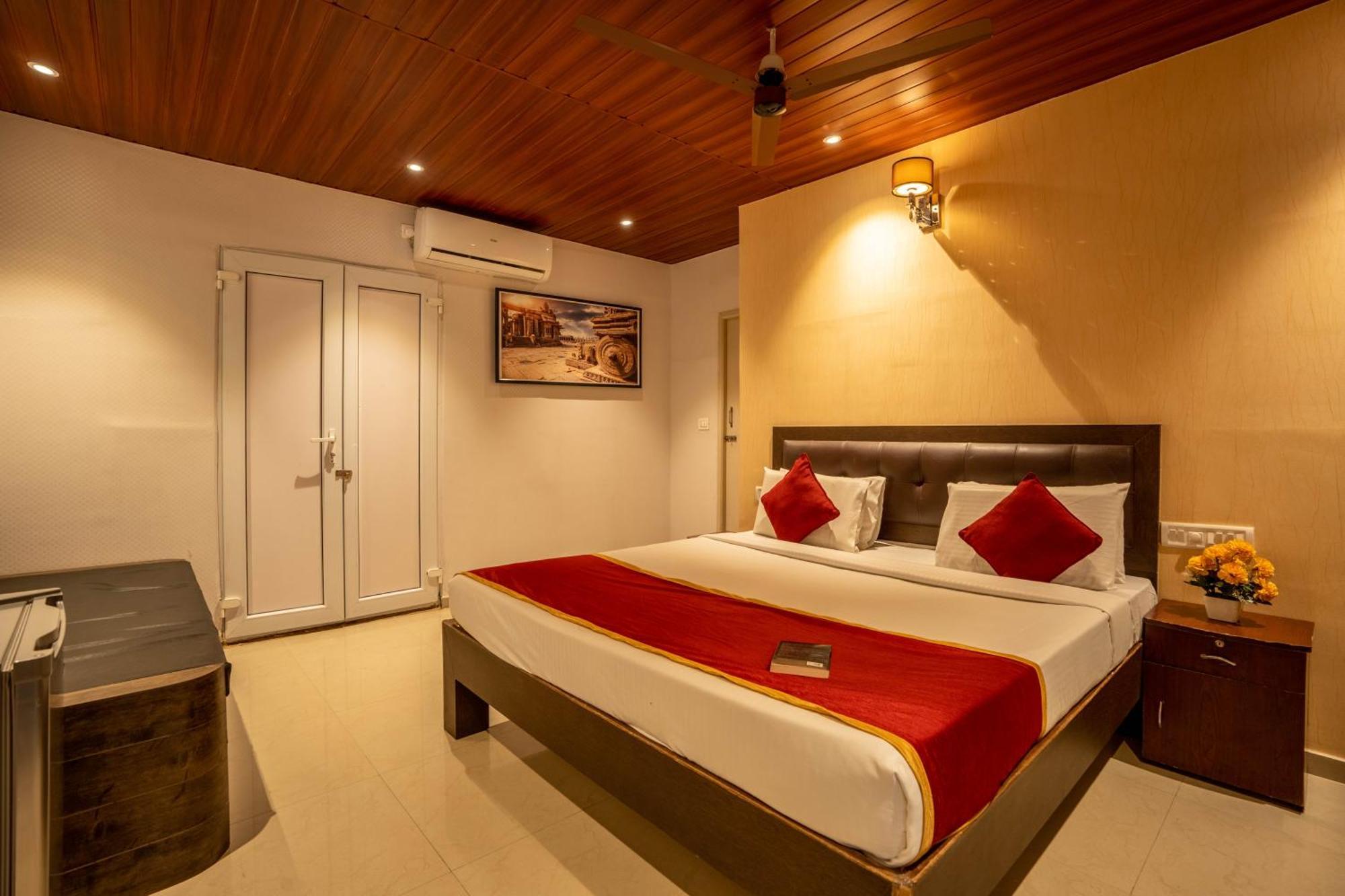 Seasons Suites Koramangala Бангалор Экстерьер фото