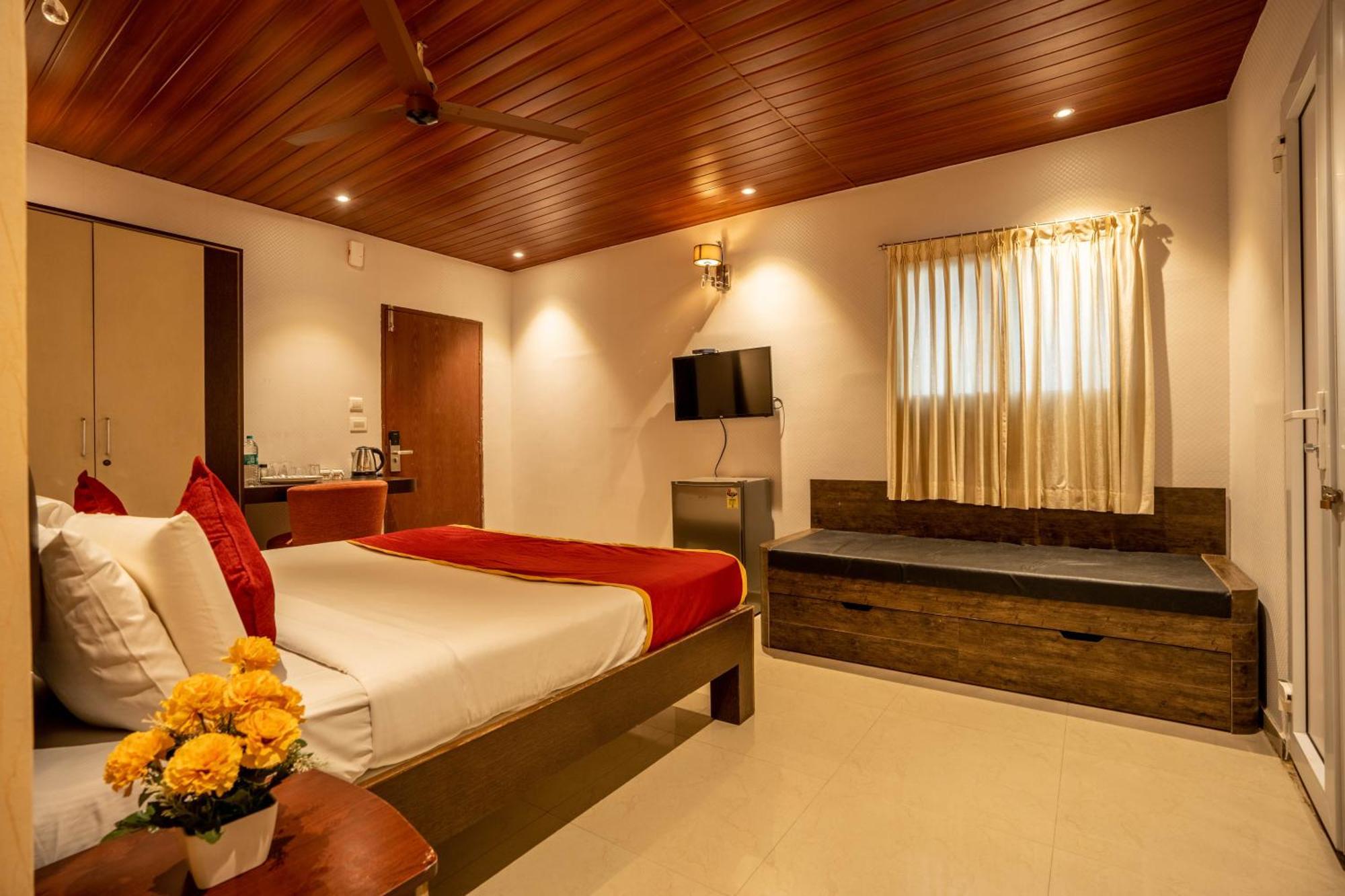 Seasons Suites Koramangala Бангалор Экстерьер фото